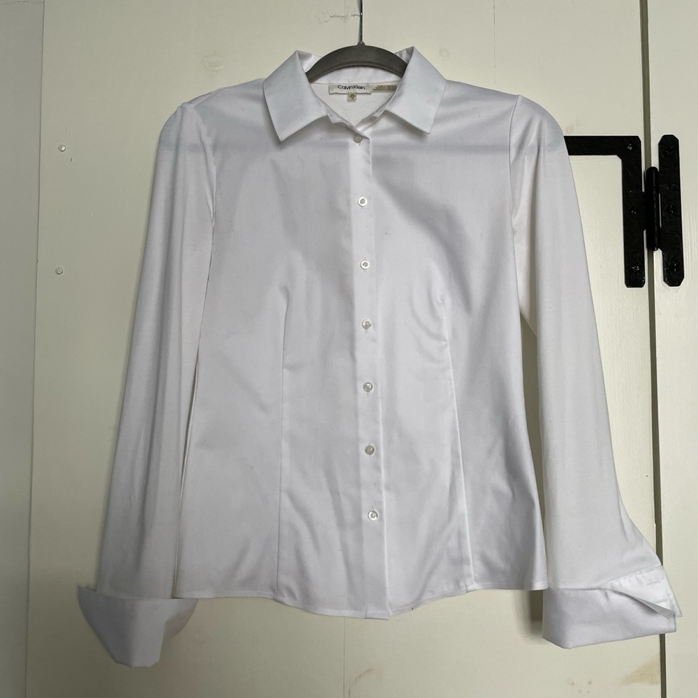 Calvin Klein white button down. Size XS.